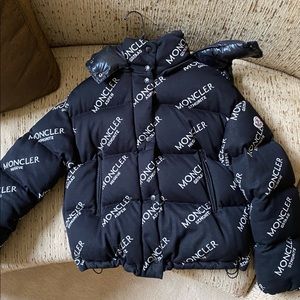 Moncler Callie Giubbotto Puffer Jacket